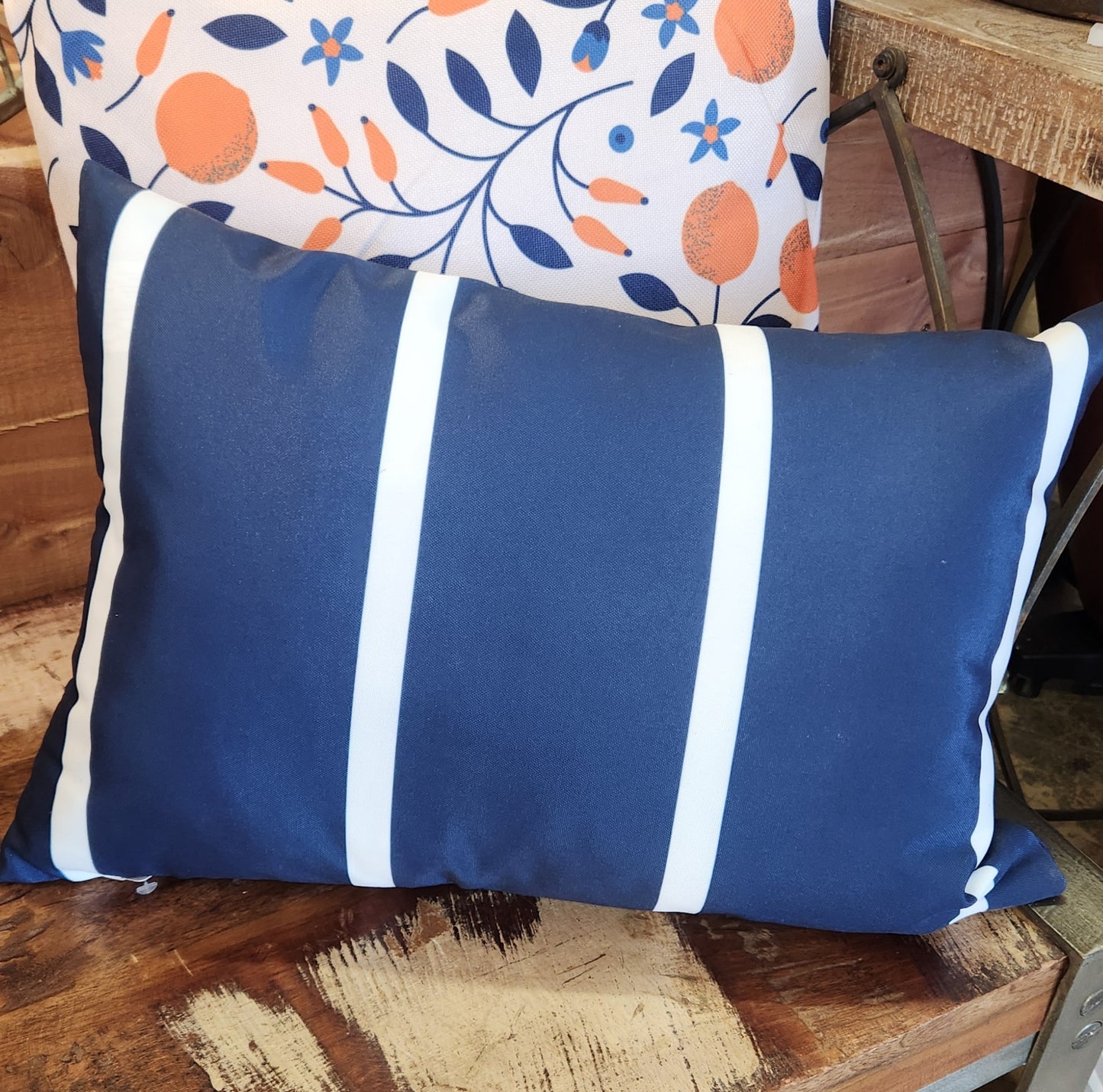 Pillow, Indoor/Outdoor Cottage Living (HRSR)