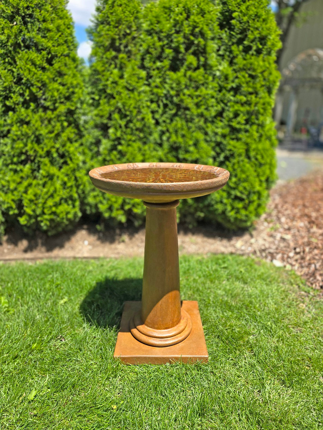 Birdbath, Concrete, Golden Grain 2-Piece (H-2273)