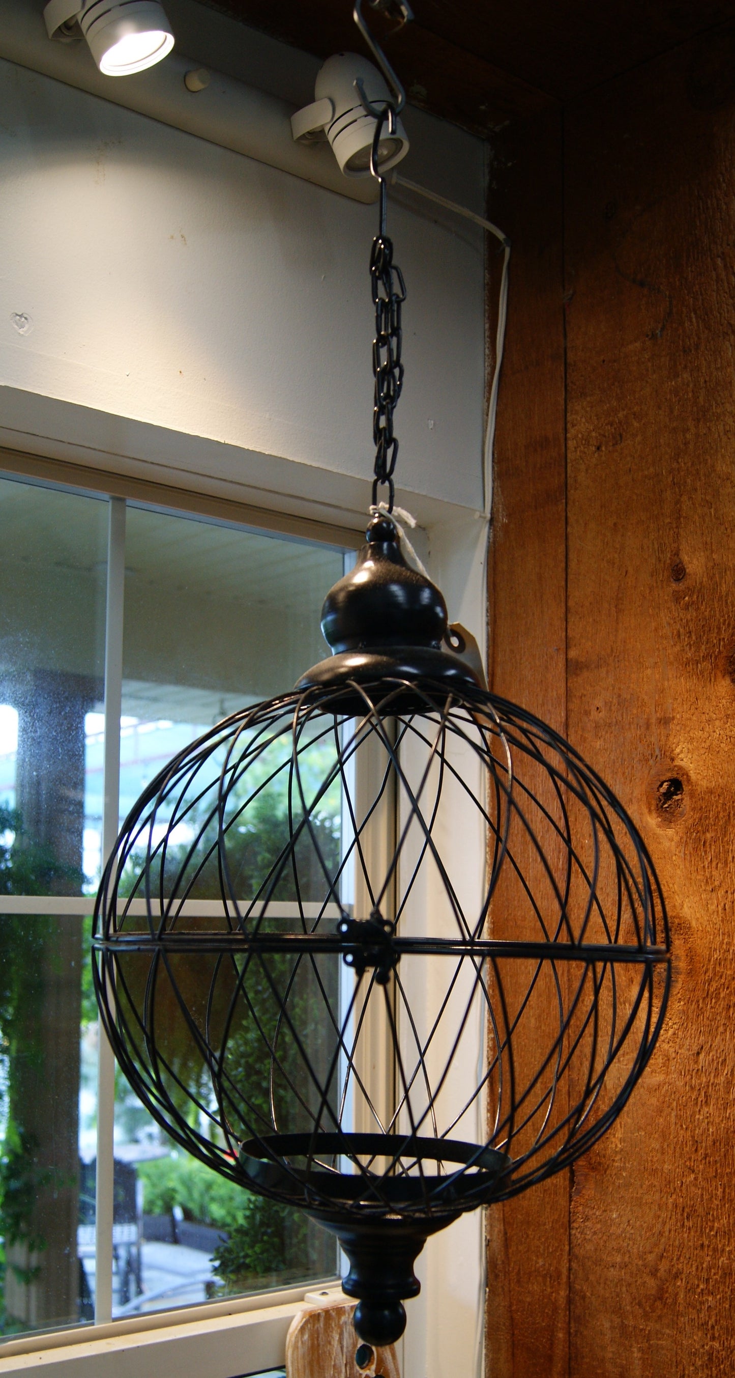 Hanging Sphere, Wired