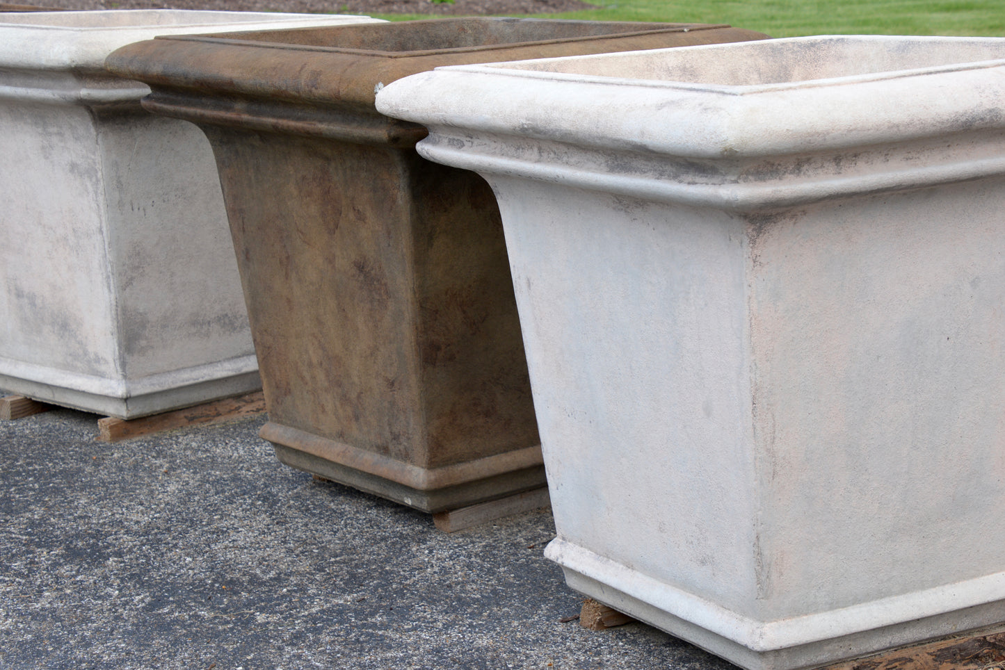 Planter, Concrete, Avanti II Series (Henri)