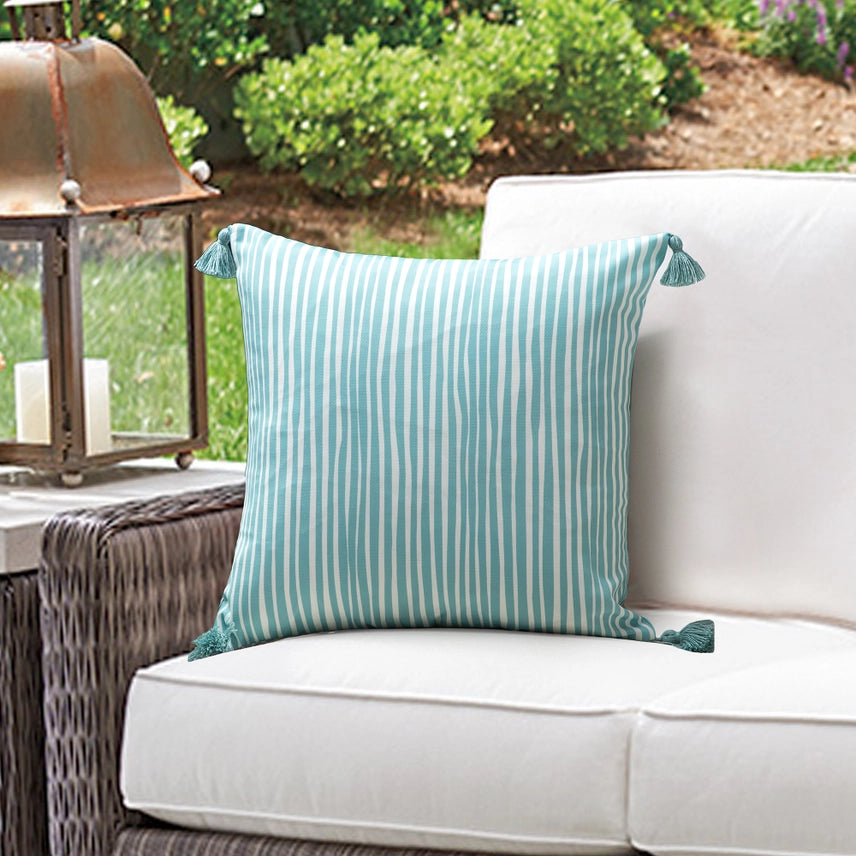 Pillow, Indoor/Outdoor Cottage Living Stripe (HRSR)
