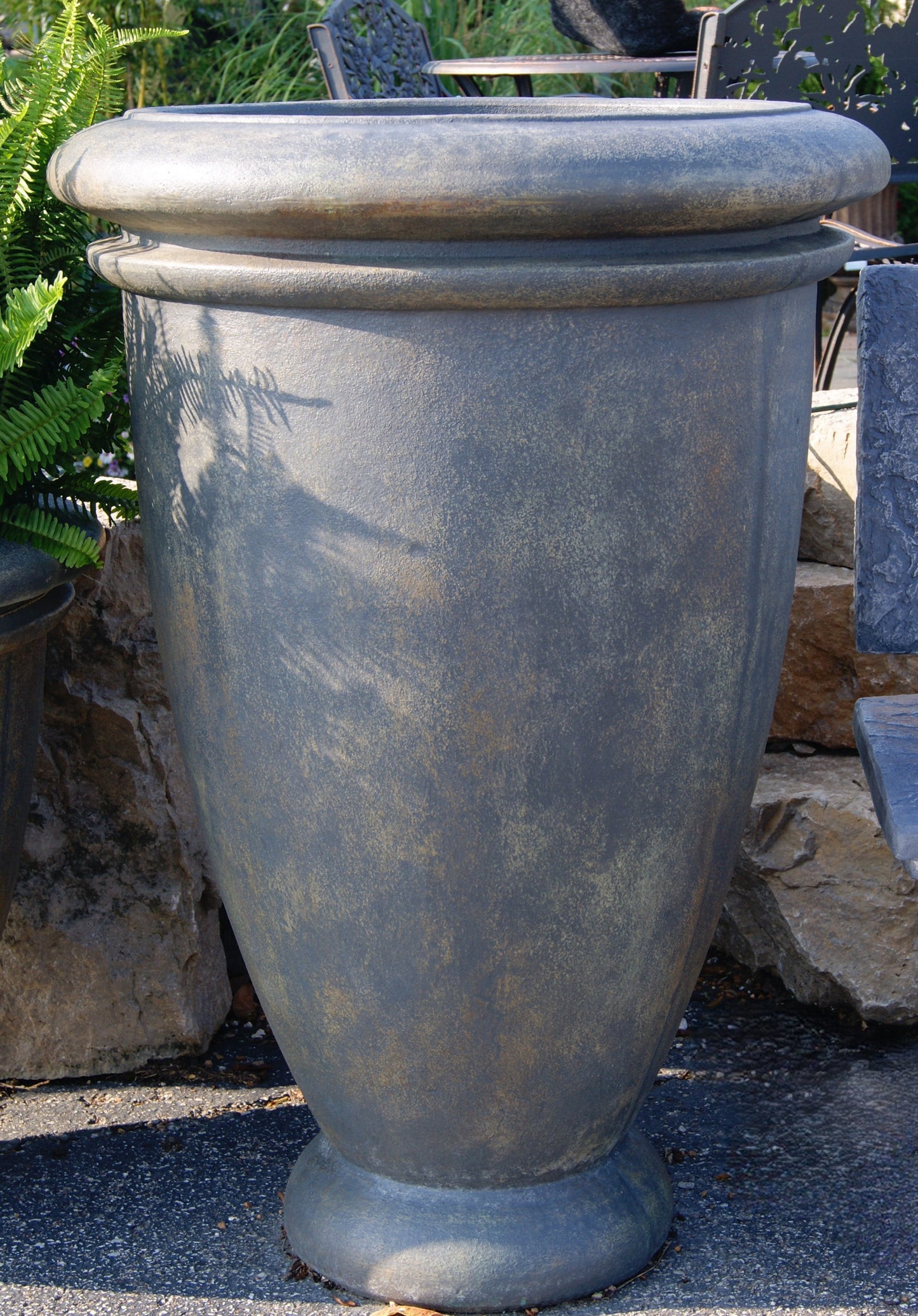 Planter, Concrete, Avanti II Series (Henri)