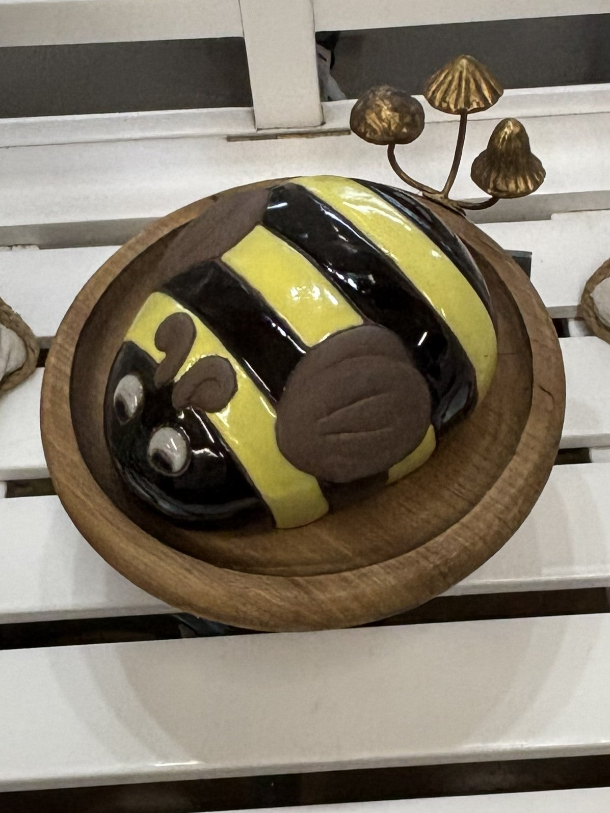 Statuary, Bumble Bee Glazed (Al-31-2158)