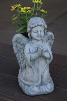 Planter- Angel, Praying