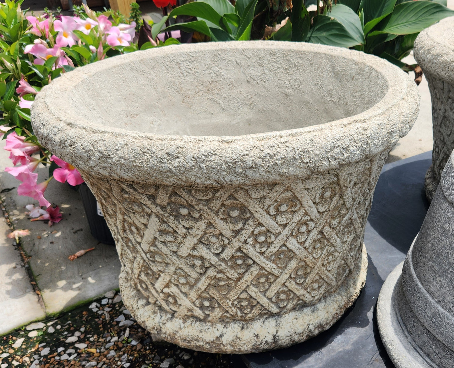 Planter, Concrete, Flower Weave Round