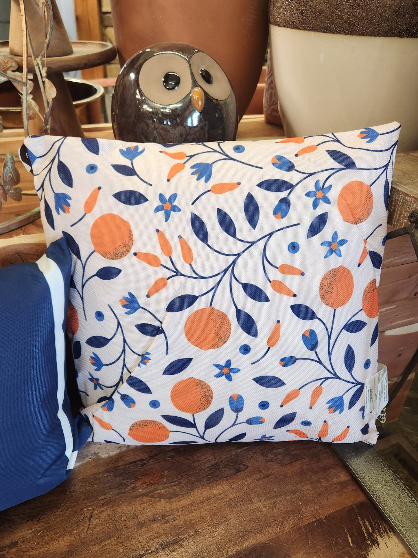 Pillow, Burlap Indoor/Outdoor (BRWL)