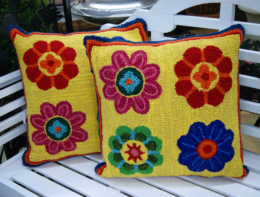 Pillow- Hooked, Palermo Floral