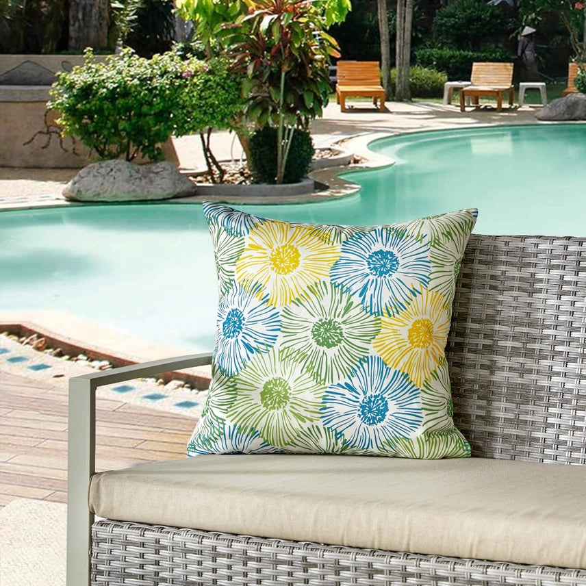 Pillow, Indoor/Outdoor Cottage Living Fleur De Lis (HRSR)