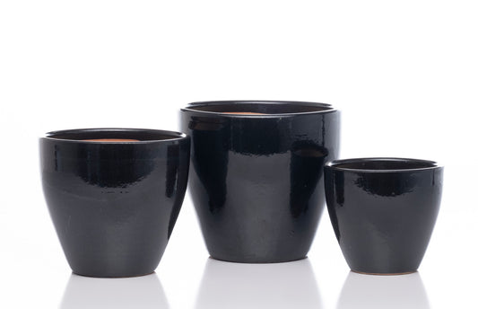 Planter- Plain Egg Medium Black